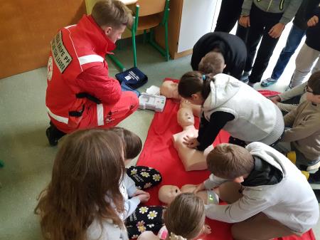 2022-09-28_NVO gre v šolo_OŠ nhR Hrastnik (26)